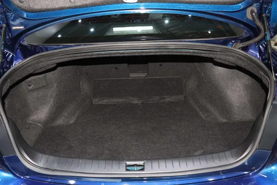 Infiniti Q50L