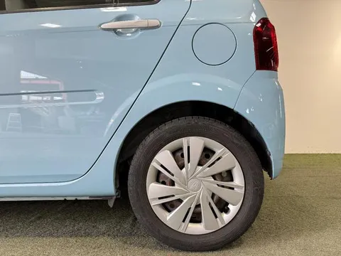 Daihatsu Mira Tocot