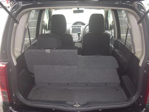 Nissan Otti