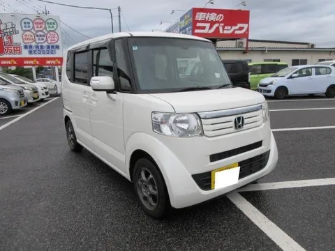 Honda N-BOX Custom
