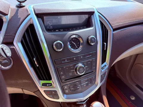 Cadillac SRX