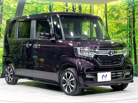 Honda N-BOX Custom