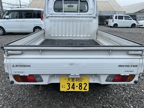Mitsubishi Minicab Truck