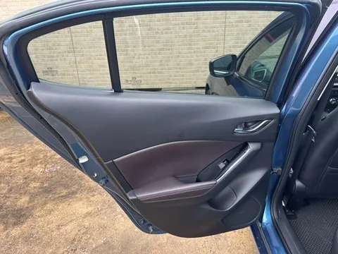 Mazda Axela Sport