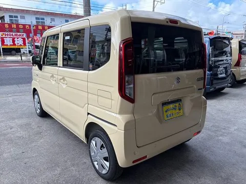 Suzuki Spacia