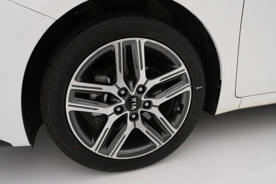 Kia Cerato (K3)