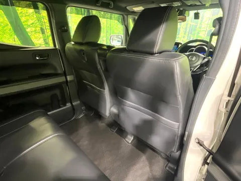 Honda N-BOX Slash