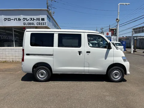 Toyota TownAce Van
