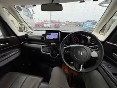 Honda N-BOX Slash