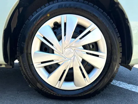 Daihatsu Mira Tocot