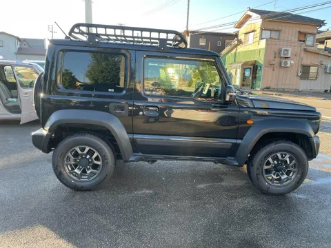 Suzuki Jimny Sierra