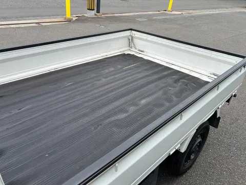 Mazda Scrum Truck