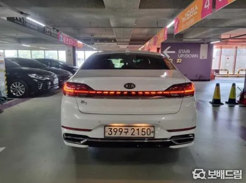 Kia Cadenza (K7)