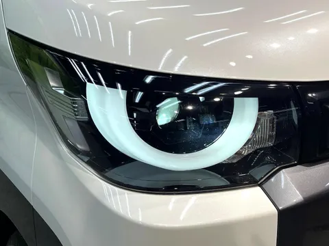 Mitsubishi Delica Mini