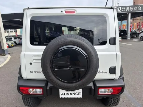 Suzuki Jimny Sierra
