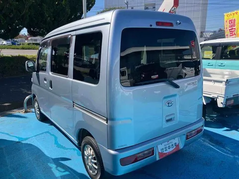 Daihatsu Hijet Cargo