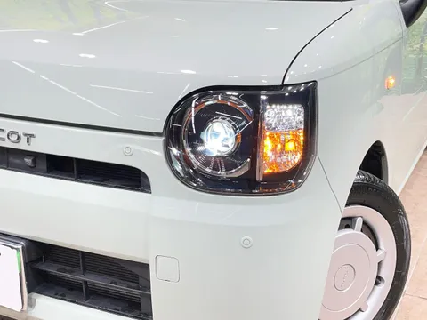 Daihatsu Mira Tocot