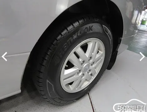 Hyundai Grand Starex