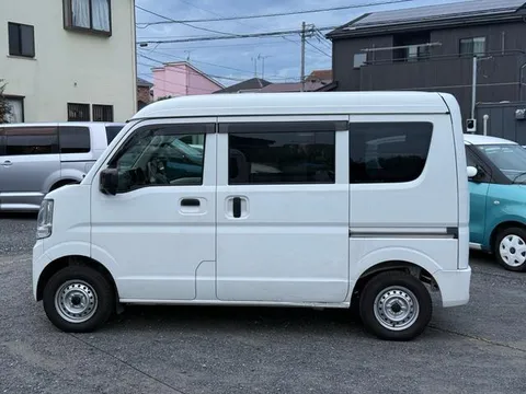 Nissan Clipper
