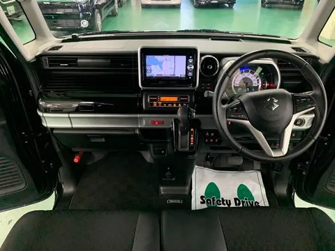Suzuki Spacia Custom