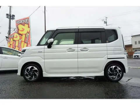 Suzuki Spacia Custom