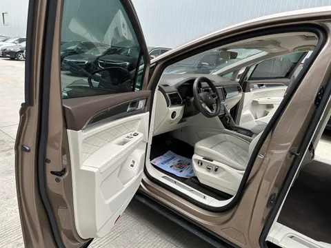 Volkswagen Viloran