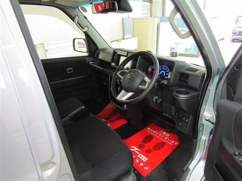 Daihatsu Atrai Wagon