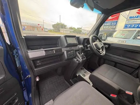 Honda N-VAN Plus Style