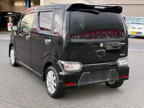 Suzuki Wagon R Stingray