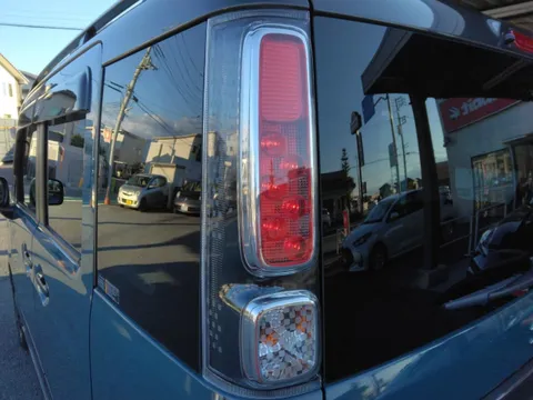 Suzuki Spacia Gear