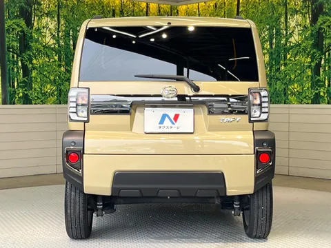 Daihatsu Taft