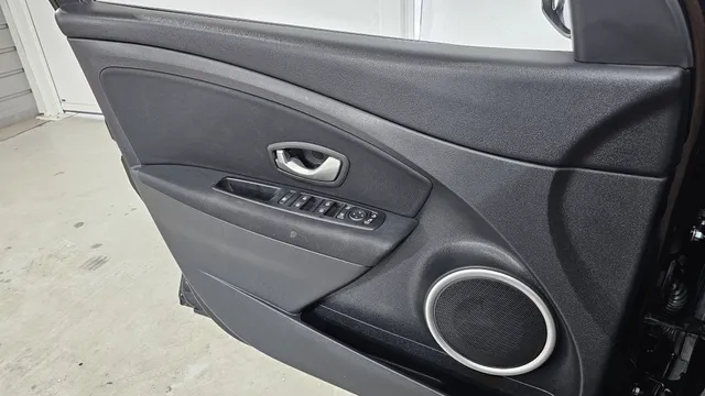 Renault SM3