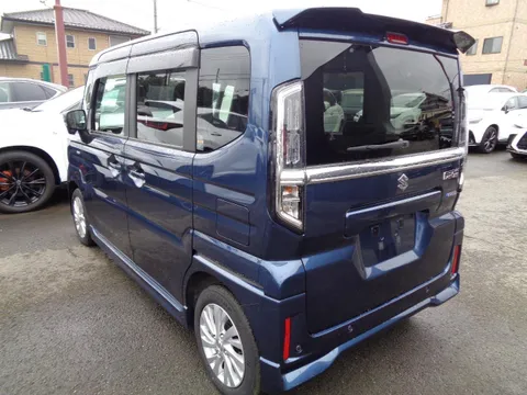 Suzuki Spacia Custom