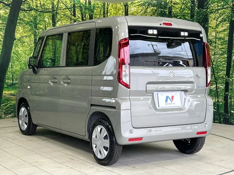 Suzuki Spacia