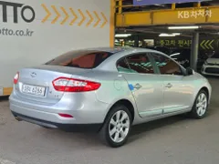 Renault SM3