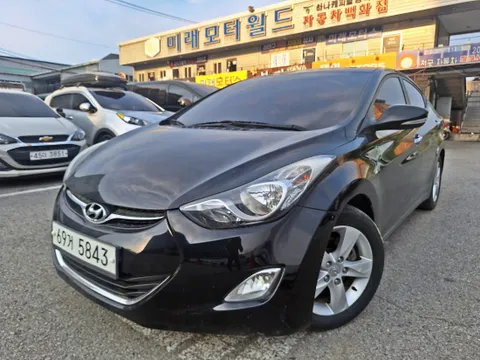 Hyundai Elantra (Avante)