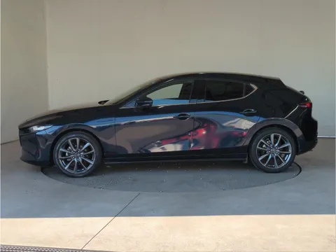 Mazda MAZDA3 Fastback