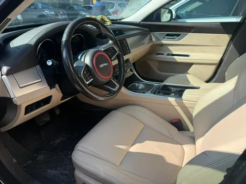 Jaguar XFL