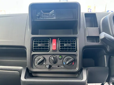 Nissan Clipper Truck