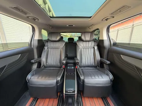 Roewe iMAX8