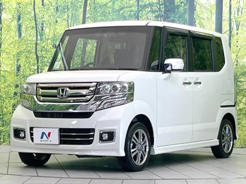 Honda N-BOX Custom