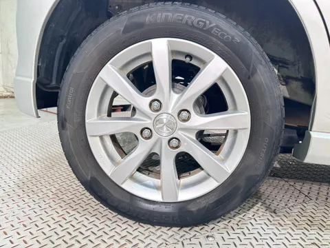 Mazda Flair