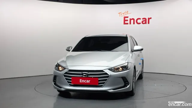 Hyundai Elantra (Avante)