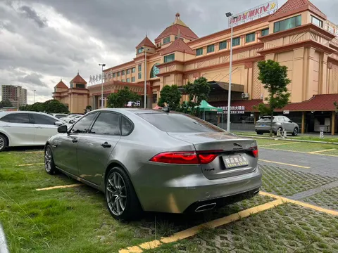 Jaguar XFL
