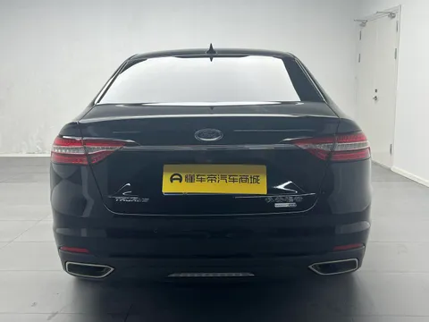 Ford Taurus