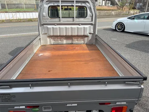 Nissan Clipper Truck