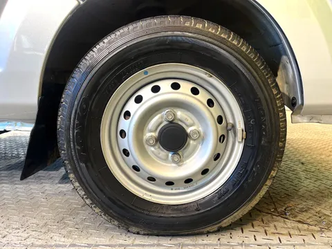 Nissan Clipper Truck