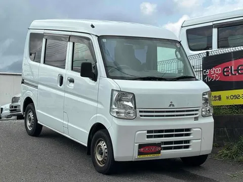 Mitsubishi Minicab Van