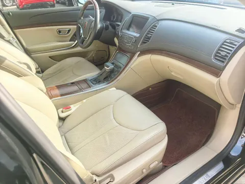 Roewe 950