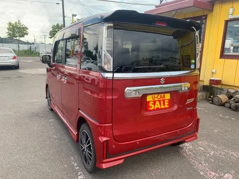 Suzuki Spacia Custom